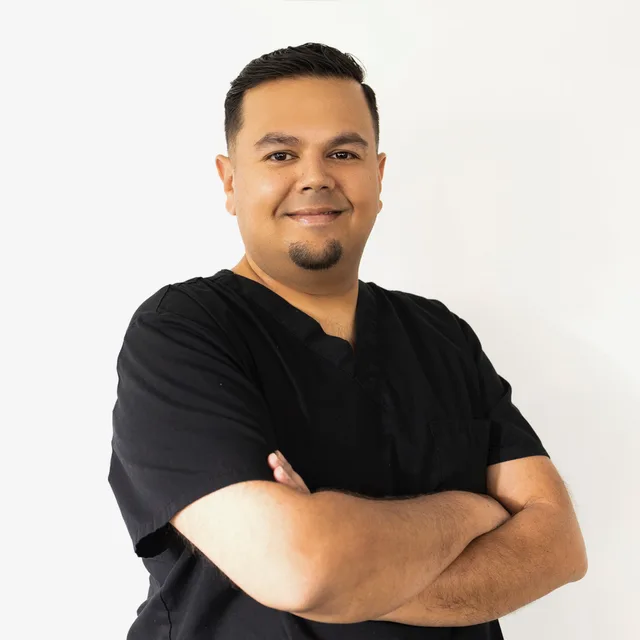 Dr. Bilal Paracha, Dentist at Smile Studio Dental
